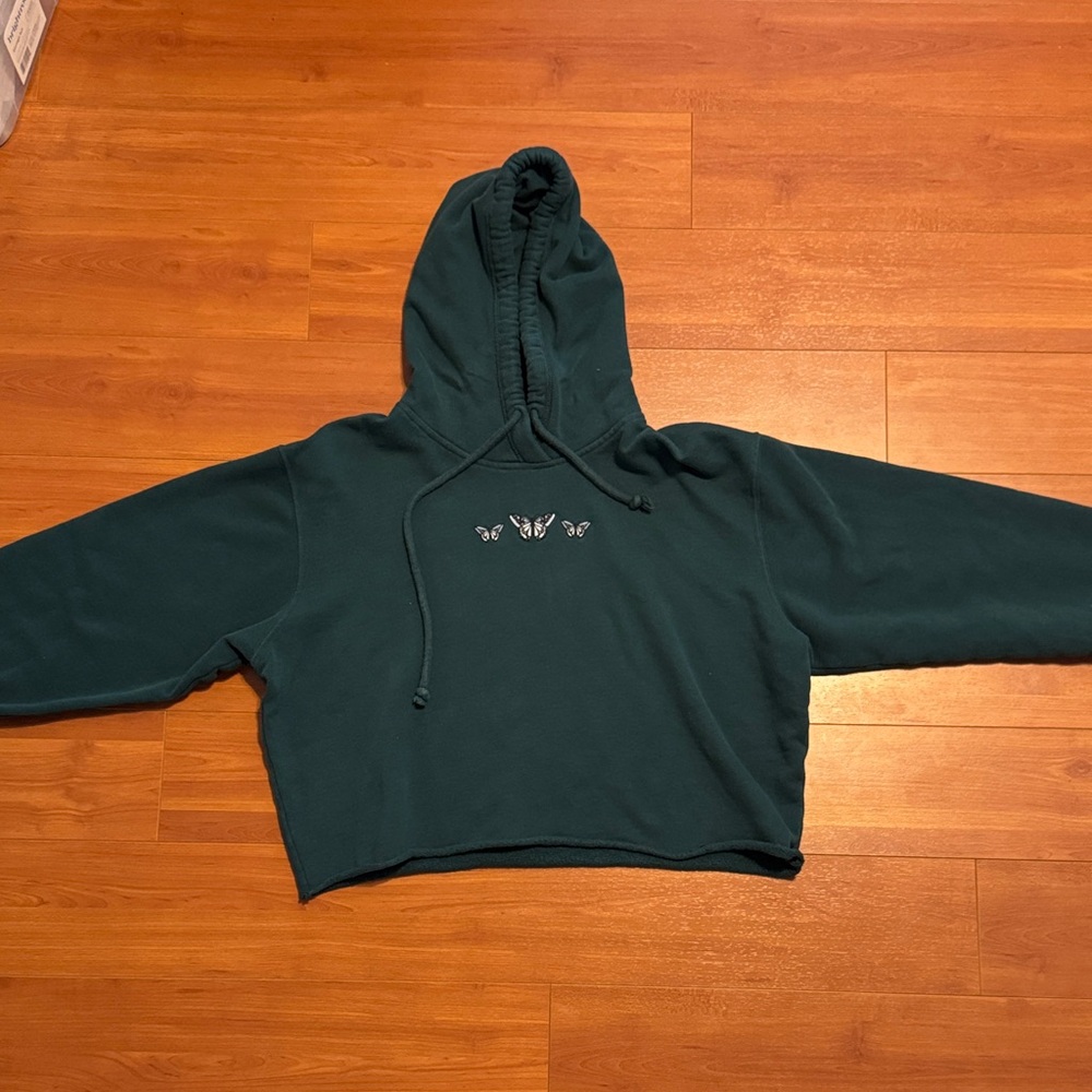 Hollister Cropped Hoodie with butterflies